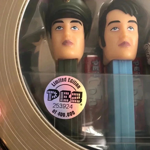 2007 Elvis Presley Limited  PEZ Dispensers - Picture 3 of 6